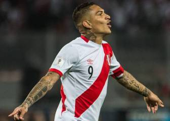 Paolo Guerrero revela que pudo jugar en Sporting Cristal