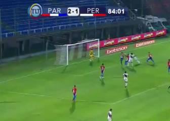 Carrillo se vistió de Guerrero en el área y anotó con este cabezazo