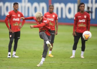 Aquino va por Cueva; Alexis Sánchez, al banco