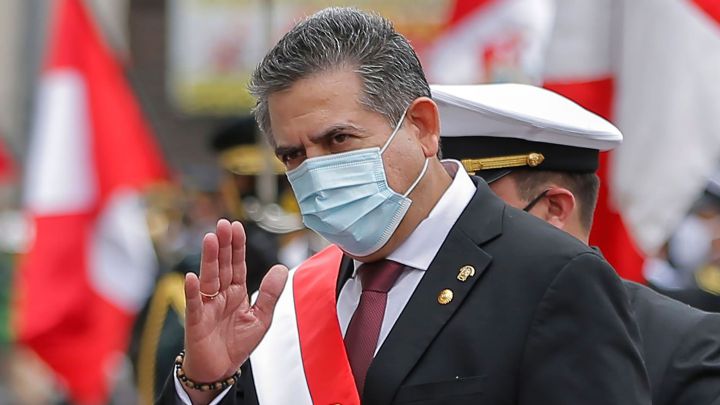 Merino renuncia a la Presidencia: ¿quién asume el cargo si no hay Presidente?