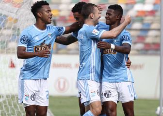 Cristal gana con poco