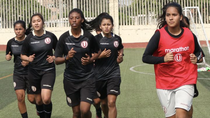 El fútbol femenino, entre el olvido y el amateurismo