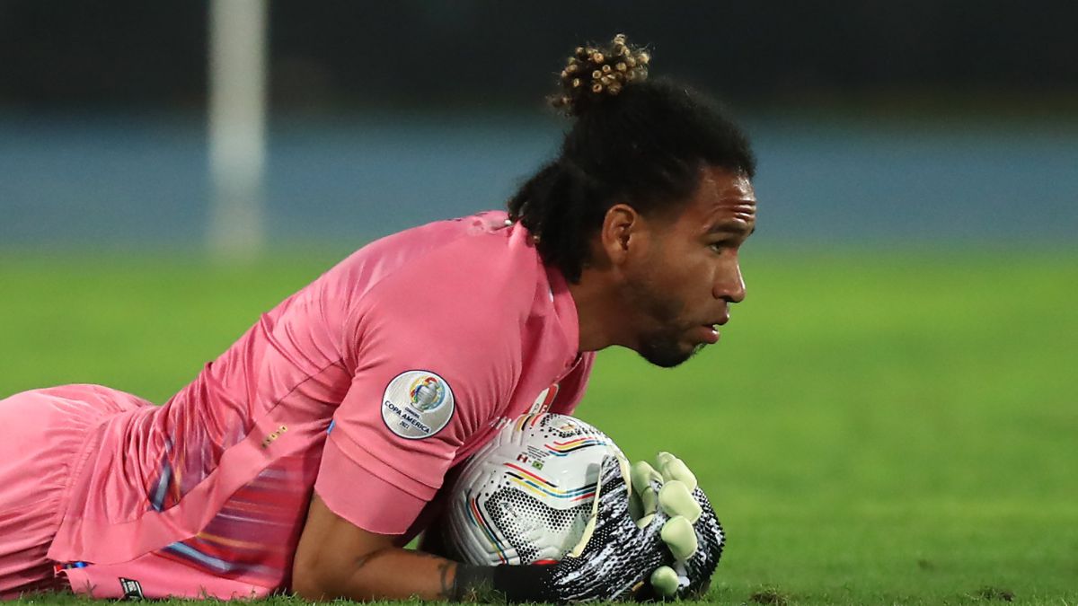 Gallese asegura que el árbitro Tobar insultó a los jugadores - Vimarsana News