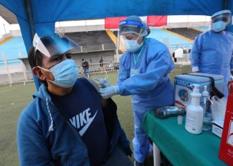 Vacuna COVID para mayores de 40 años: requisitos y cómo inscribirme en 'Pongo el hombro'