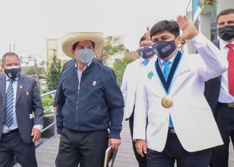 Denuncias contra el presidente de Essalud: de qué se le acusa y qué ha dicho al respecto