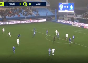 ¡¡¡Qué hiciste Trauco!!! Golazo monumental con Saint-Etienne