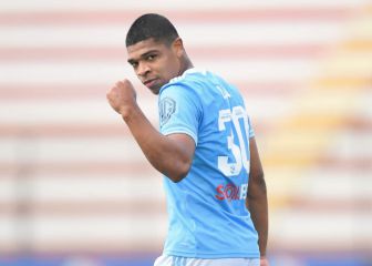 Liza mira hacia Europa