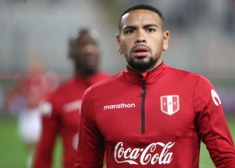 Alexander Callens analiza los próximos desafíos de Perú