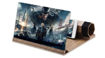Convierte tu móvil en un pequeño televisor con esta lupa de pantalla