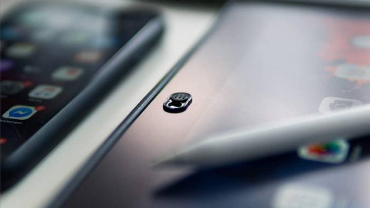 Protege tu intimidad con esta cubierta para \'webcam\', ideal para ordenadores y móviles