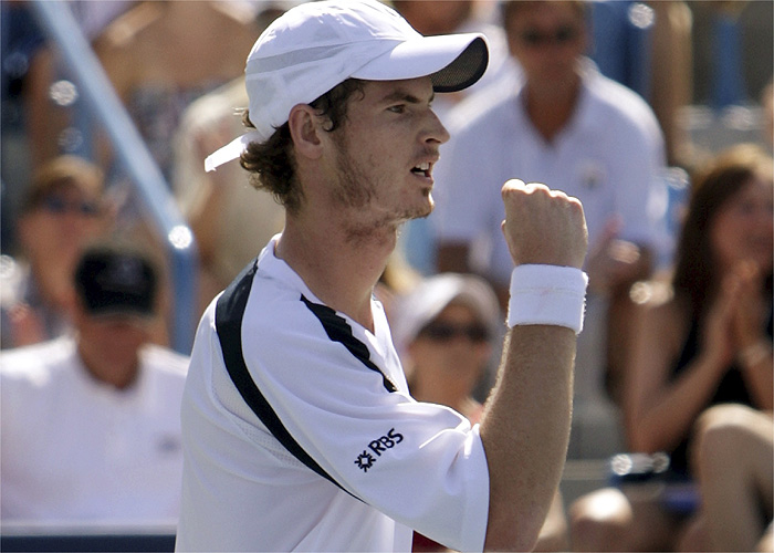 Murray consigue su primer triunfo de prestigio al imponerse a Djokovic