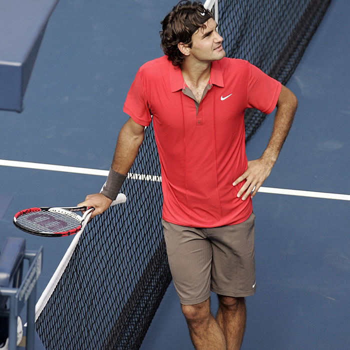 Federer pasa con comodidad