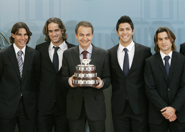Zapatero recibe a los vencedores de la Copa Davis en Moncloa