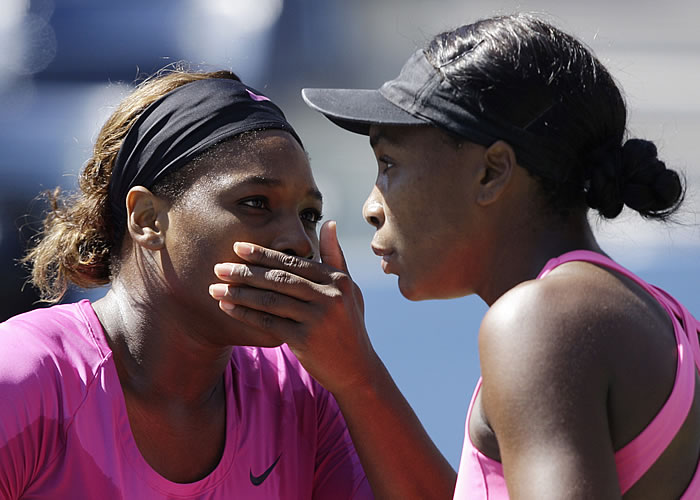 Venus y Serena Williams conquistan el torneo de dobles