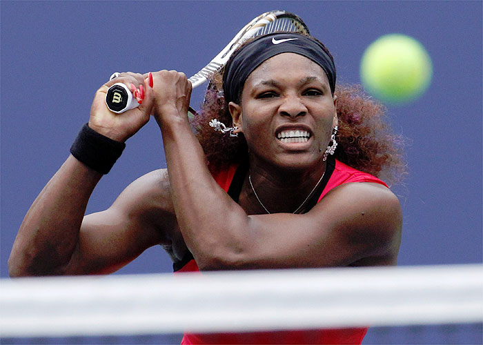 Serena Williams sigue su marcha hacia el cuarto título