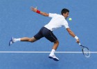 Djokovic prosigue su show y Tsonga despide a Carreño