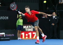 Federer batió a Hewitt con un nuevo sistema de puntuación