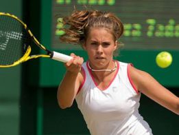 Aliona Bolsova, de 17 años, sustituye a Torró en la Fed Cup