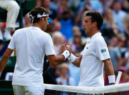 Roberto Bautista dice adiós ante un impecable Federer