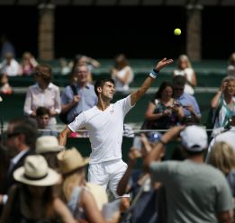 Federer intenta ante Djokovic sellar 18 títulos en Grand Slam