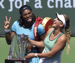 Azarenka sorprende y atropella a Serena Williams en la final