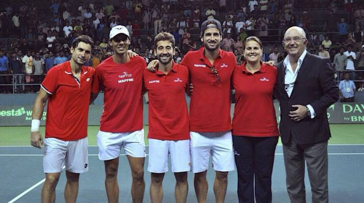 España cruza hoy los dedos para ser local en la Copa Davis