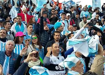 La afición argentina, Maradona incluido, toma Zagreb