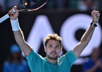 Wawrinka arrasa a Tsonga para pasar a semifinales en Australia