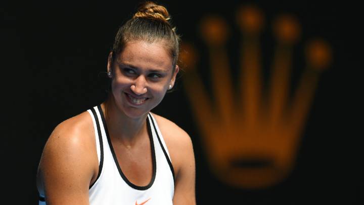 Sara Sorribes, durante su partido ante Karolina Pliskova en el pasado Abierto de Australia.