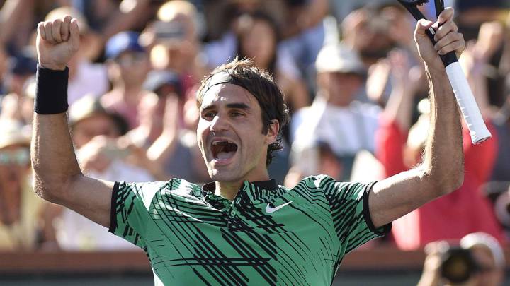 Roger Federer celebra su victoria ante Stanislas Wawrinkaen la final del BNP Paribas Open de Indian Wells.