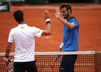 Djokovic, mucho para Granollers; Bautista, Feliciano y Ferrer pasan
