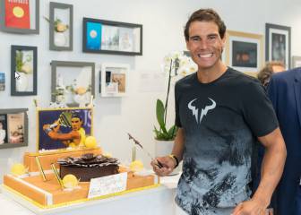 Roland Garros celebra los 31 años del rey Nadal con tarta y regalo