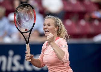 La checa Siniakova sorprende a la danesa Wozniacki