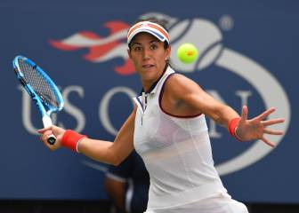 Muguruza arrolla a Lepchenko en un debut muy convincente