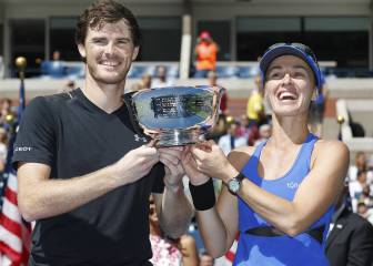 La otra vida de Hingis: título en mixtos y va a por el de dobles