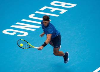 Nadal defeats Isner to set up semi-final against Dimitrov