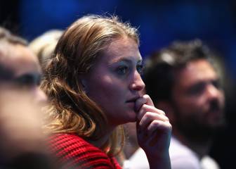 Kristina Mladenovic anima en el palco de la familia Thiem