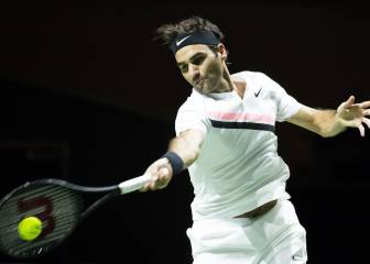 Federer, en versión exprés en su asalto al número uno