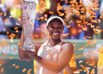 Stephens overcomes nerves and Ostapenko to lift Miami title