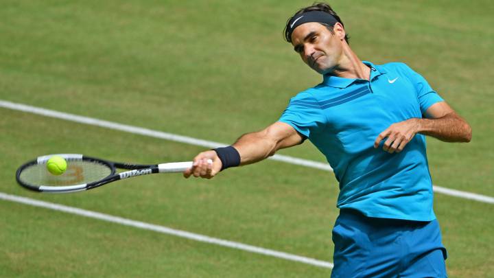 Federer, a una victoria del 10º y de sostener el número uno