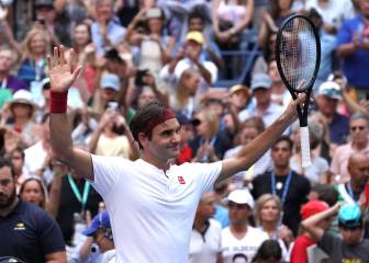 Federer echa a Kyrgios y va a por el título 10 años después