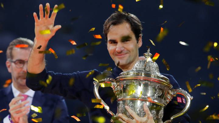 Federer suma su título 99 tras derrotar a un rocoso Copil