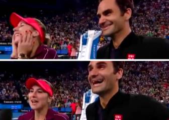 El sonrojante lapsus de Bencic con Federer: todos se rieron