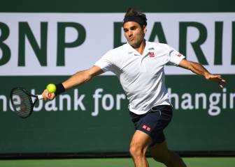 Federer frena al 'NextGen' Hurkacz y está en semifinales