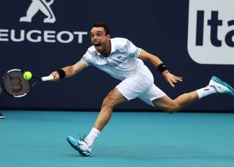 Bautista cayó ante Isner tras firmar la proeza con Djokovic