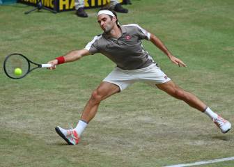 Federer sobrevive a Bautista