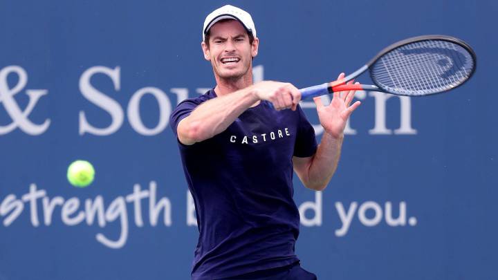 Andy Murray entrena ante del Western & Southern Open, el Masters 1.000 de Cincinnati, en el Lindner Family Tennis Center de Mason, Ohio.