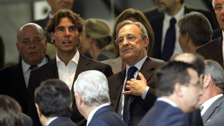 Rafa Nadal y Florentino Pérez, en el palco del Bernabéu durante un partido de Champions League.