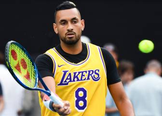 Nick Kyrgios empieza a repartir comida para ayudar en Australia