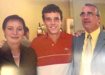 Bautista y la muerte de sus padres: 